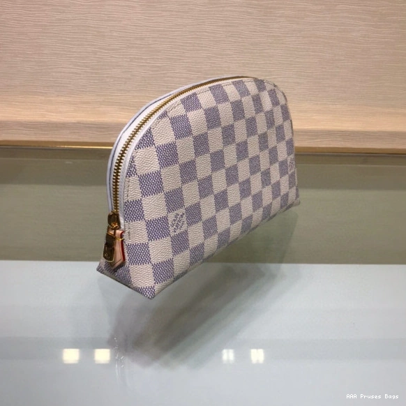 AAA Replica Ru POUCH LOUIS COSMETIC GM VUITTON 0823